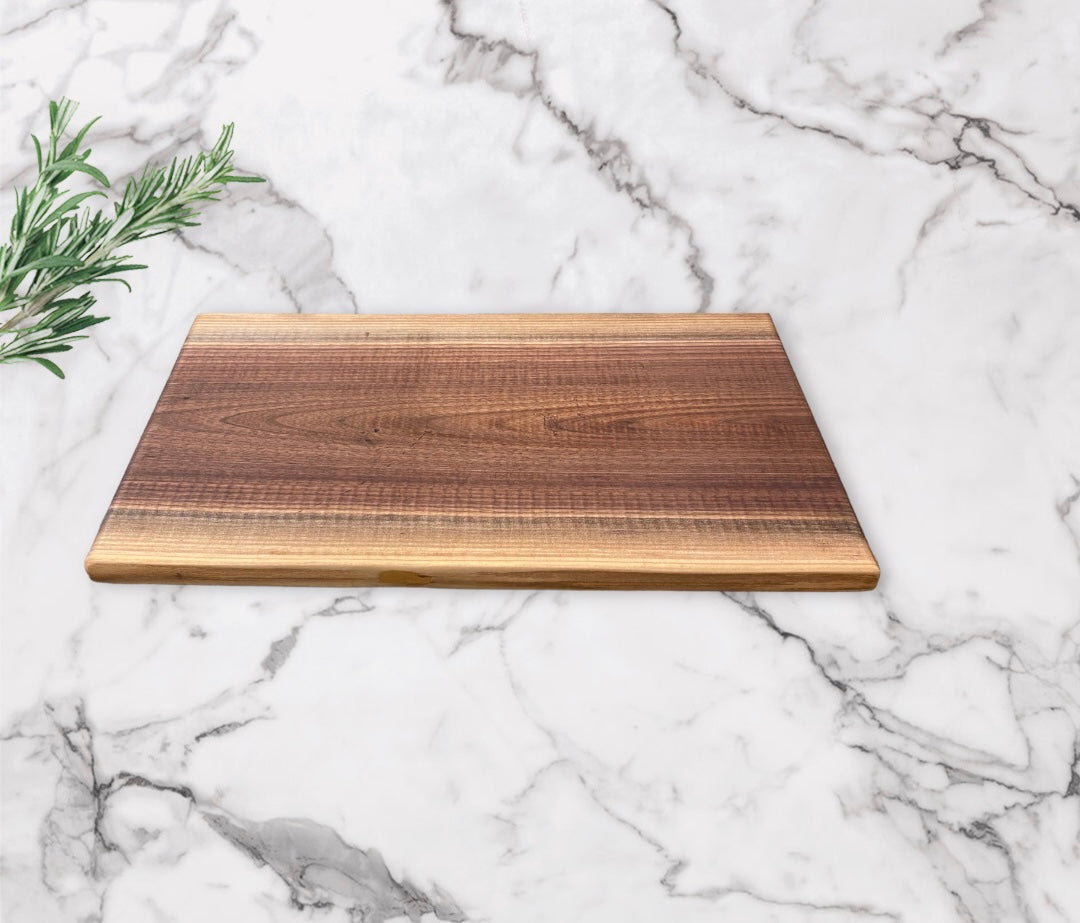Live edge Black walnut cutting board 10”X18”X3/4”